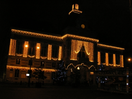 Mairie by night (Paris - 19e)